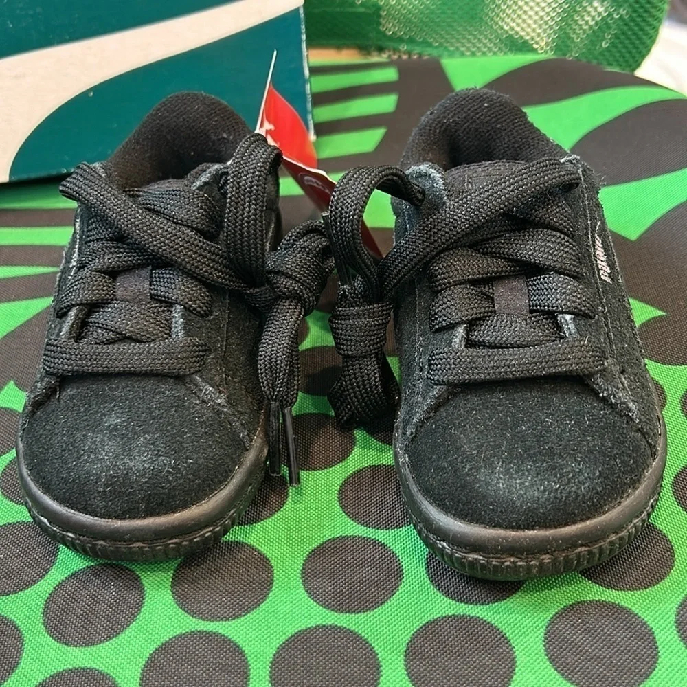 Puma Suede Classic Black Mono silver Infant Children’s Size 5C US new in box